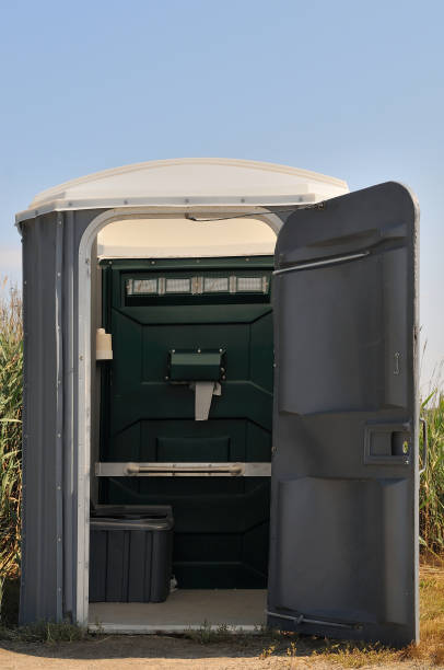 Best Luxury portable toilet rental  in East Moriches, NY